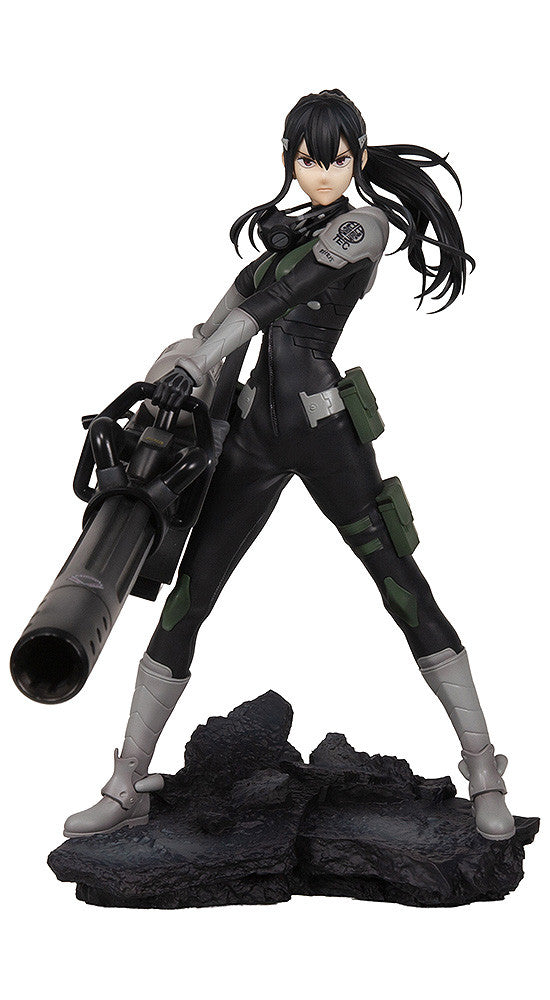 Good Smile Company Kaiju No 8 Mina Ashiro 17 scale figure featuring black and green tactical suit silver armor accents long dark ponytail and heavy weapon
