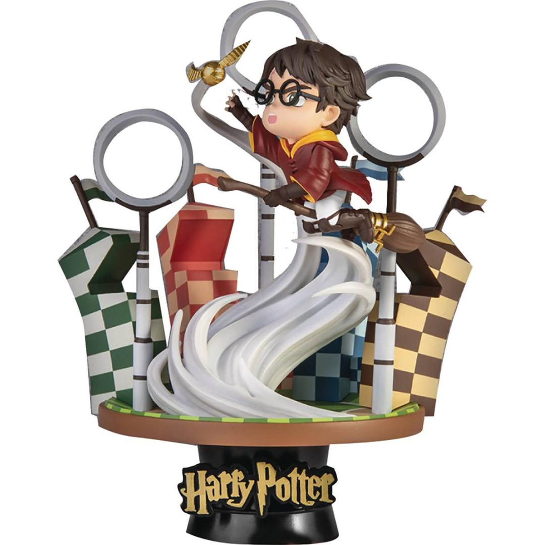 Harry Potter Quidditch Match figurine in flying on his Nimbus 2000 broomstick