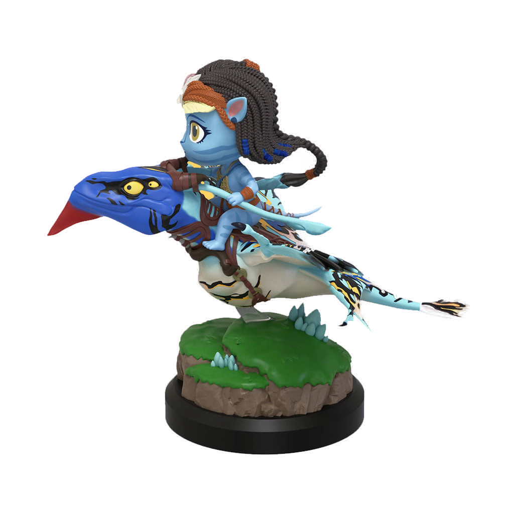 Blue Na'vi girl riding a blue banshee Avatar collectible figurine on a green base