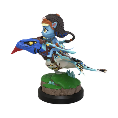 Blue Na'vi girl riding a blue banshee Avatar collectible figurine on a green base