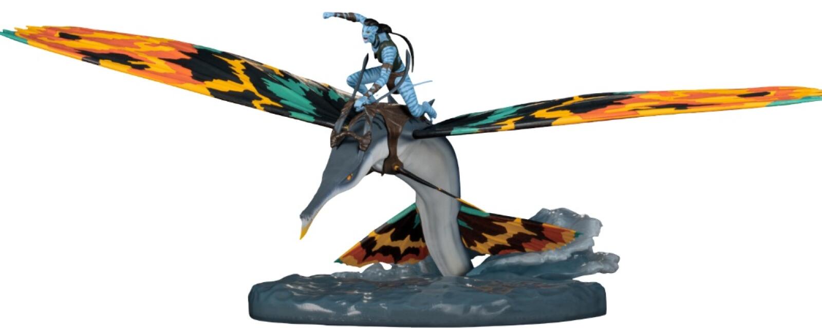 Avatar The Way of Water Jake Sully D-Stage figure riding a Skimwing above a sculpted wave base