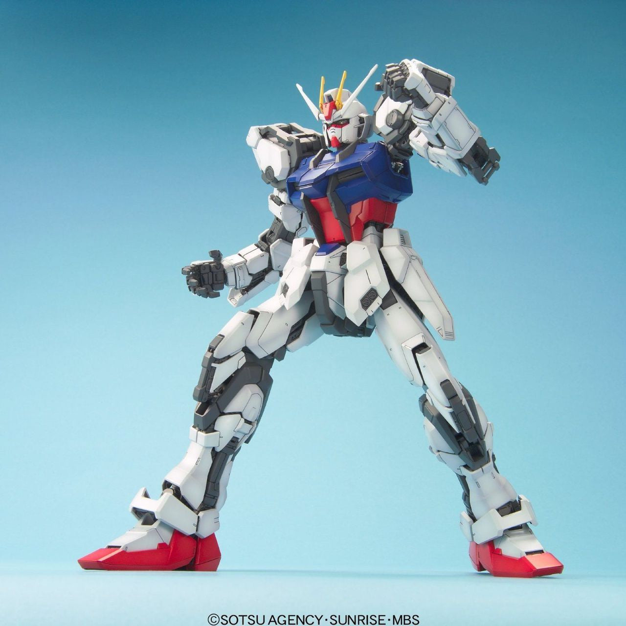 PG 1/60 Strike Gundam - Good Games