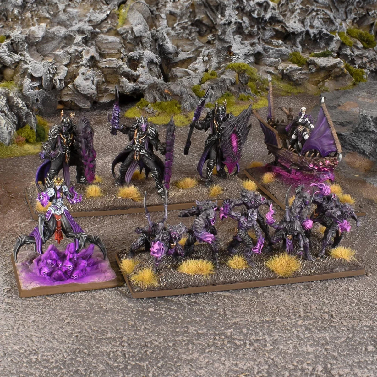 Mantic Games Kings of War Champions La’Theal Voidheart (MGKWV104) - Good Games
