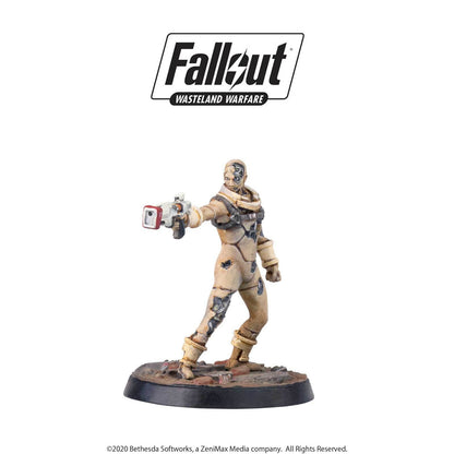 Fallout Wasteland Warfare miniature: A Ghoul in a damaged jumpsuit aims a laser pistol