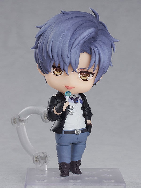 Full set of Xiao Ling’s accessories including interchangeable faces, arms, and coffee set