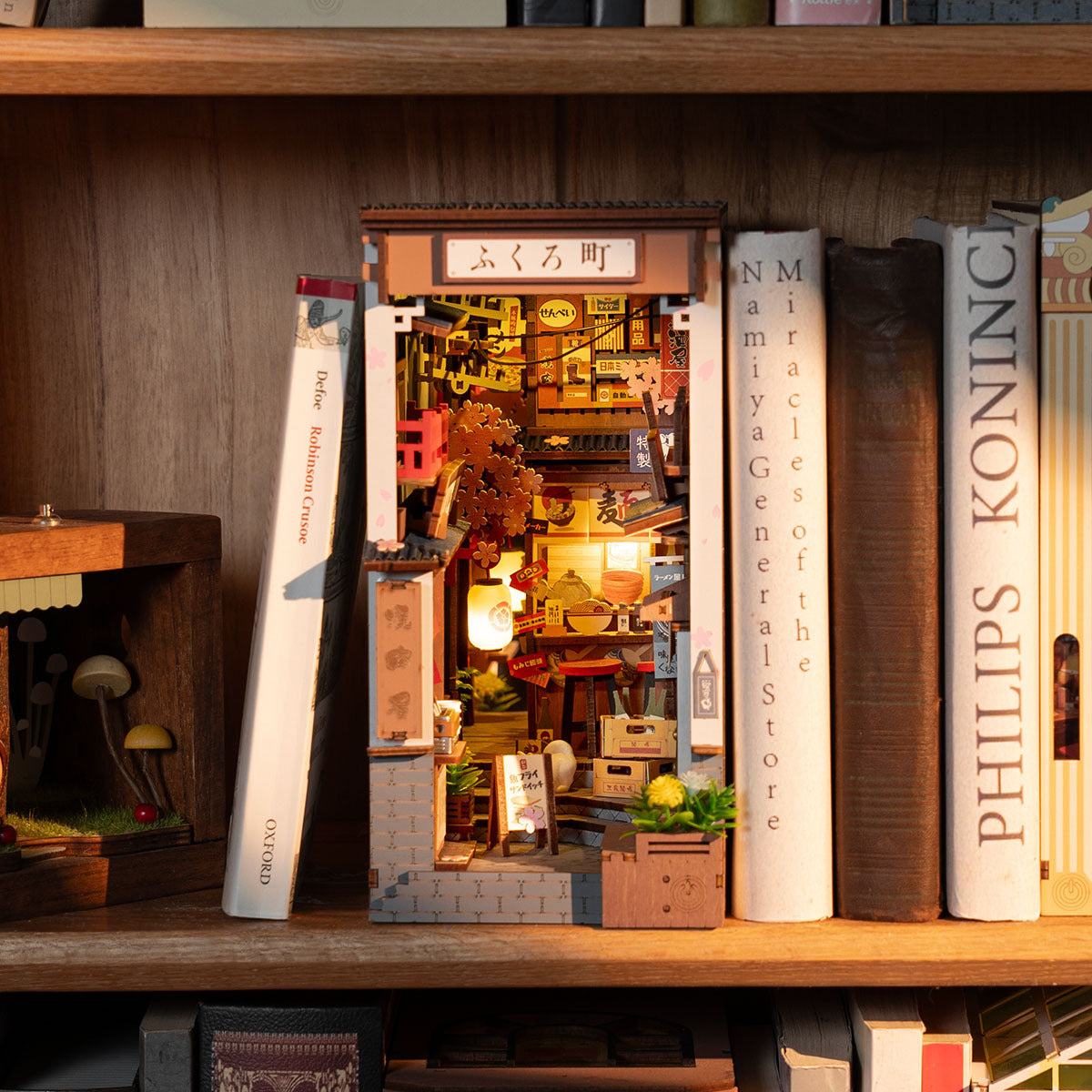 DIY Mini Book Nook Sakura Wine Alley - Good Games