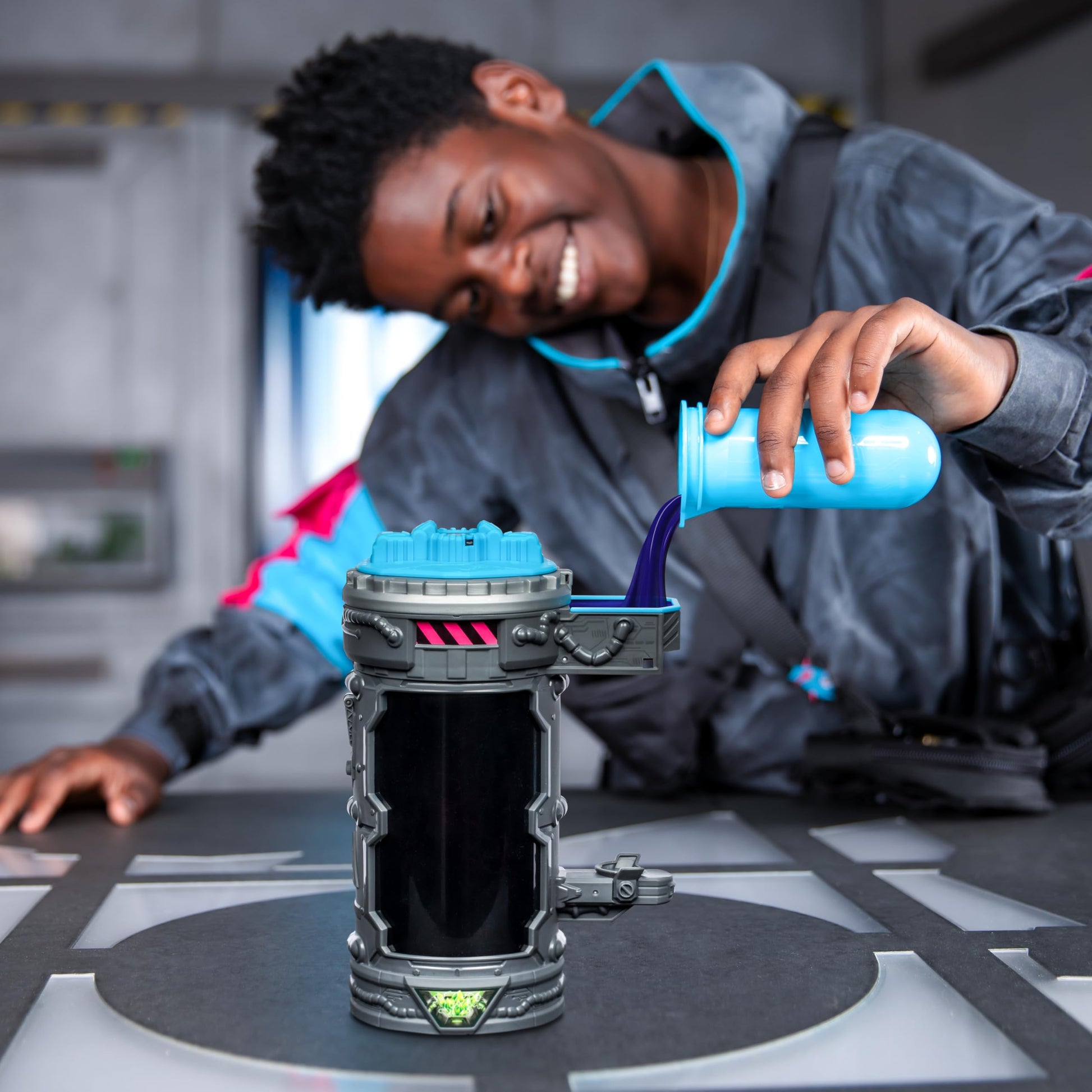 MrBeast Lab Mutators W1 Mech Mutation Chamber Iconic Panther - Good Games