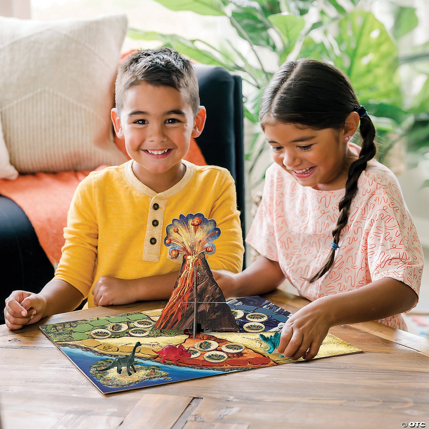 Peaceable Kingdom: Dinosaur Escape