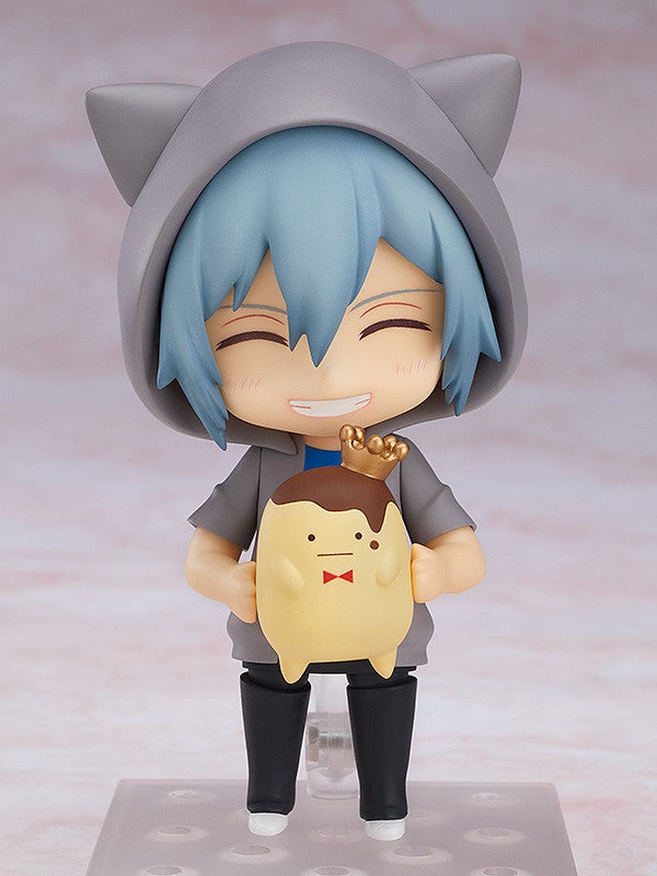 Tamaki Yotsuba smiling and posing with open arms