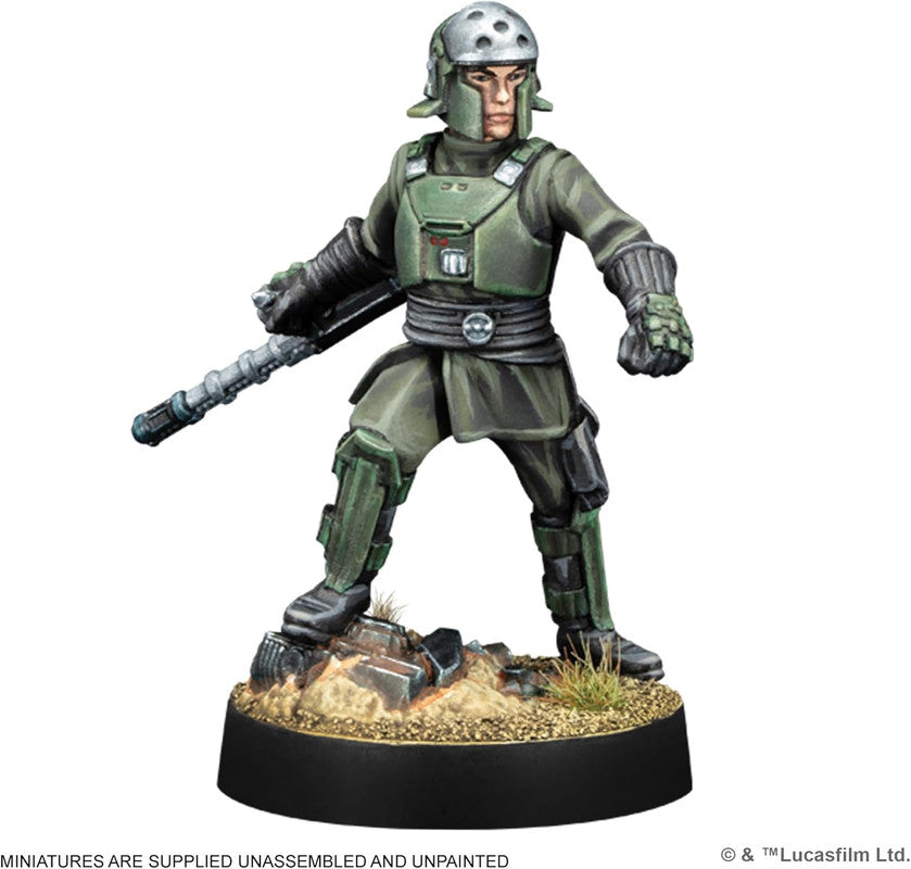 Painted miniature: Female Star Wars soldier in green combat armor and helmet, posed holding a weapon