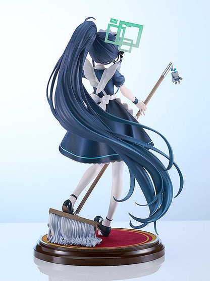 VOCALOID Hatsune Miku Cleaning Outfit Version 18 scale figure by FURYU featuring long blue hair maid outfit holding broom and dustpan robot