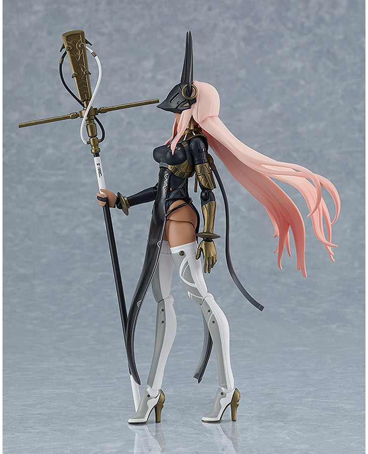 Hemet Nethel figma aiming a large rifle