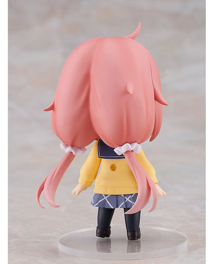 Back view of Nadeshiko Nendoroid showing her backpack and braided hairstyle