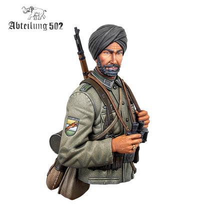 AK Interactive 1/10 scale bust of a Freies Indien Legion soldier wearing a field-grey uniform featuring an arm badge and turban, holding binoculars with a rifle on his back