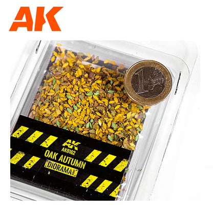 AK "Oak Autumn" diorama leaves (yellow -  green flakes) in clear case -  1 Euro coin for scale