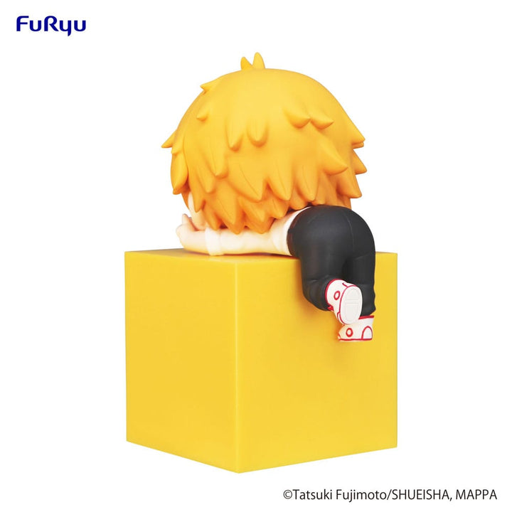 Chainsaw Man Hikkake Denji figure close-up front with chainsaw detail