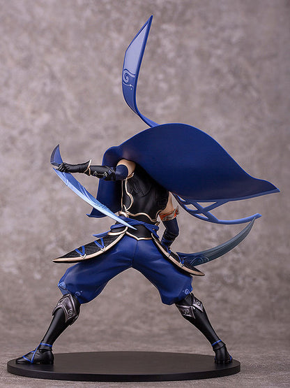 Side view focusing on Lan’s blade and armor textures