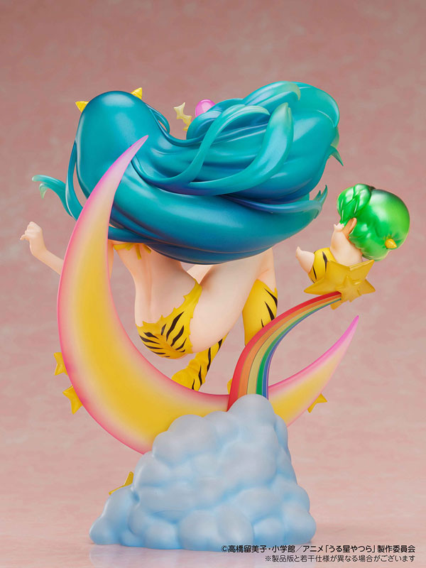 Side view of Lum figure in dynamic pose with detailed base