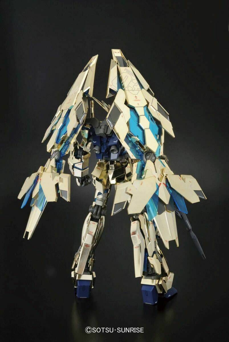 Bandai MG 1/100 Unicorn Gundam 03 Phenex