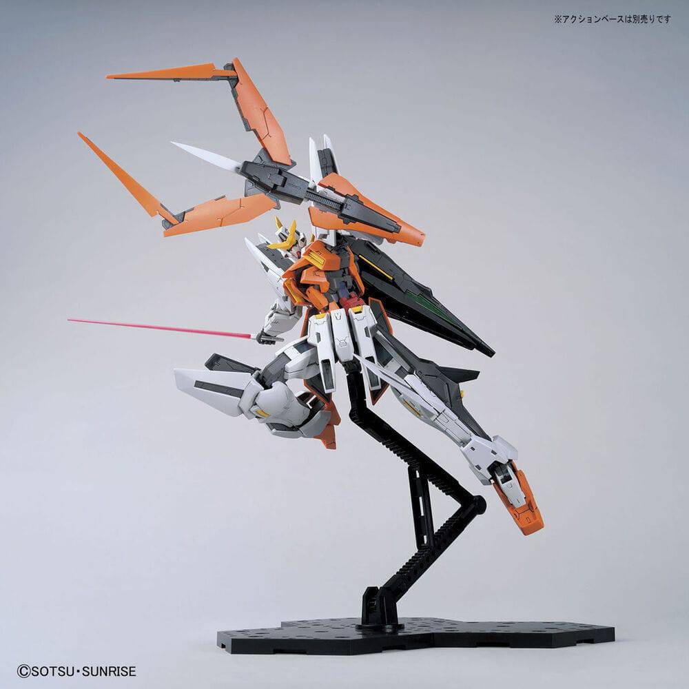 Bandai MG 1/100 Gundam Kyrios