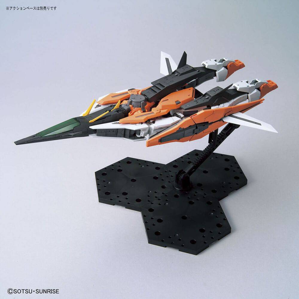 Bandai MG 1/100 Gundam Kyrios