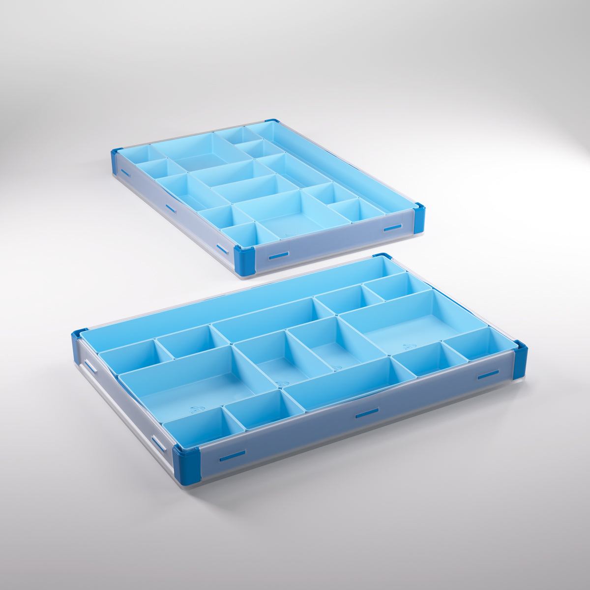 Blue Silo XL detail view showing closure mechanism