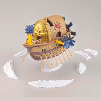 Vertical, stylized wooden boat model with a golden cannon, red Japanese text, blue top fan, and side paddles with torpedoes