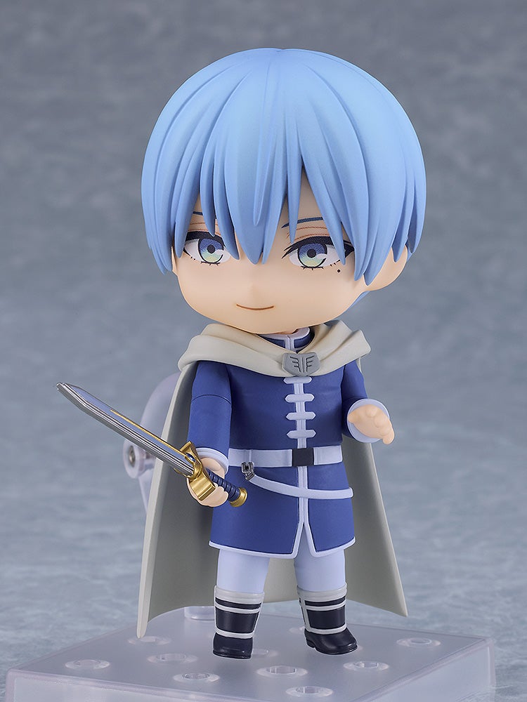 Close-up of Nendoroid Himmel's smiling face holding a sword in one hand