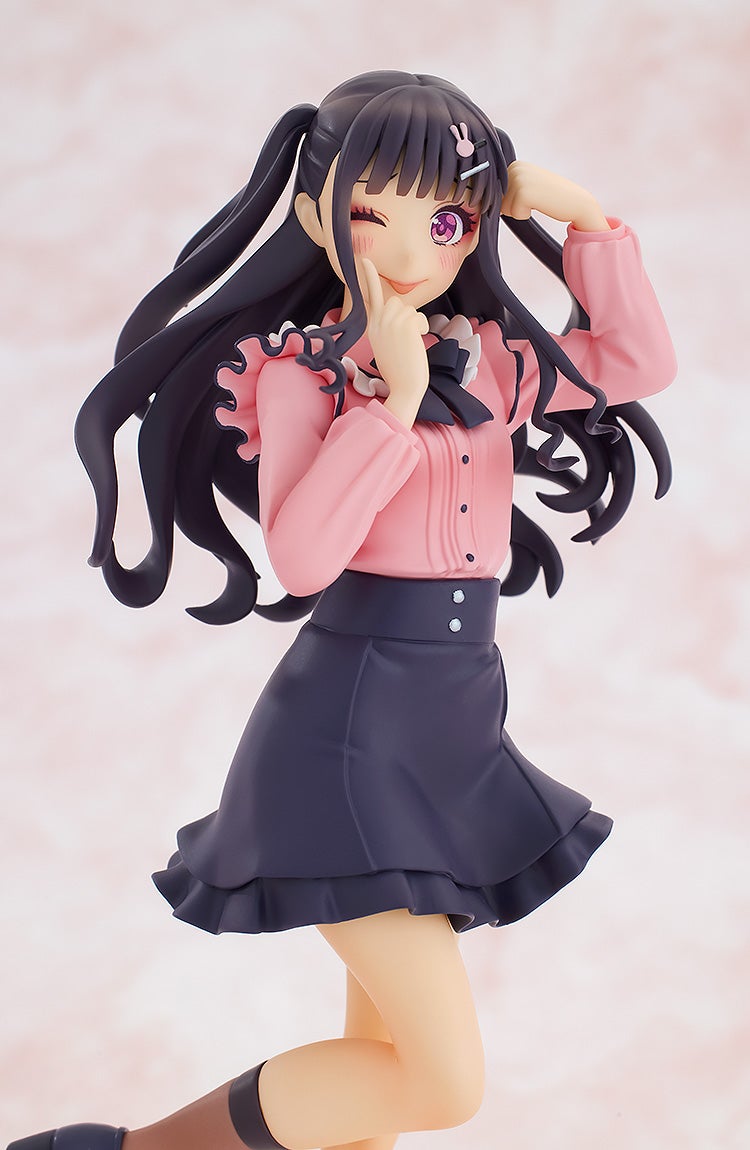 Chuu-tan figure side view showing detail and base design