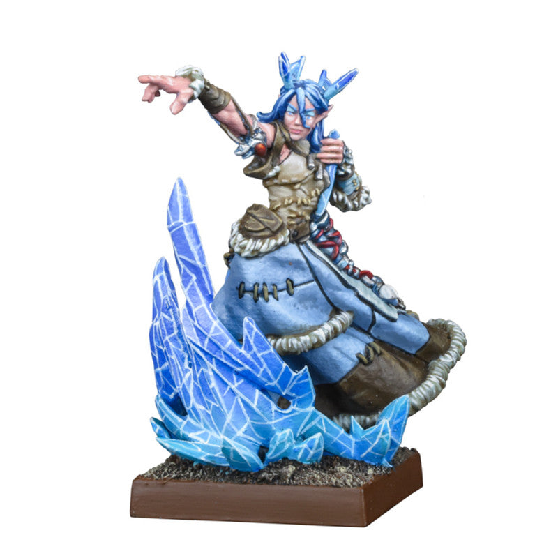 Back view of same heroes showing cloak and armor details