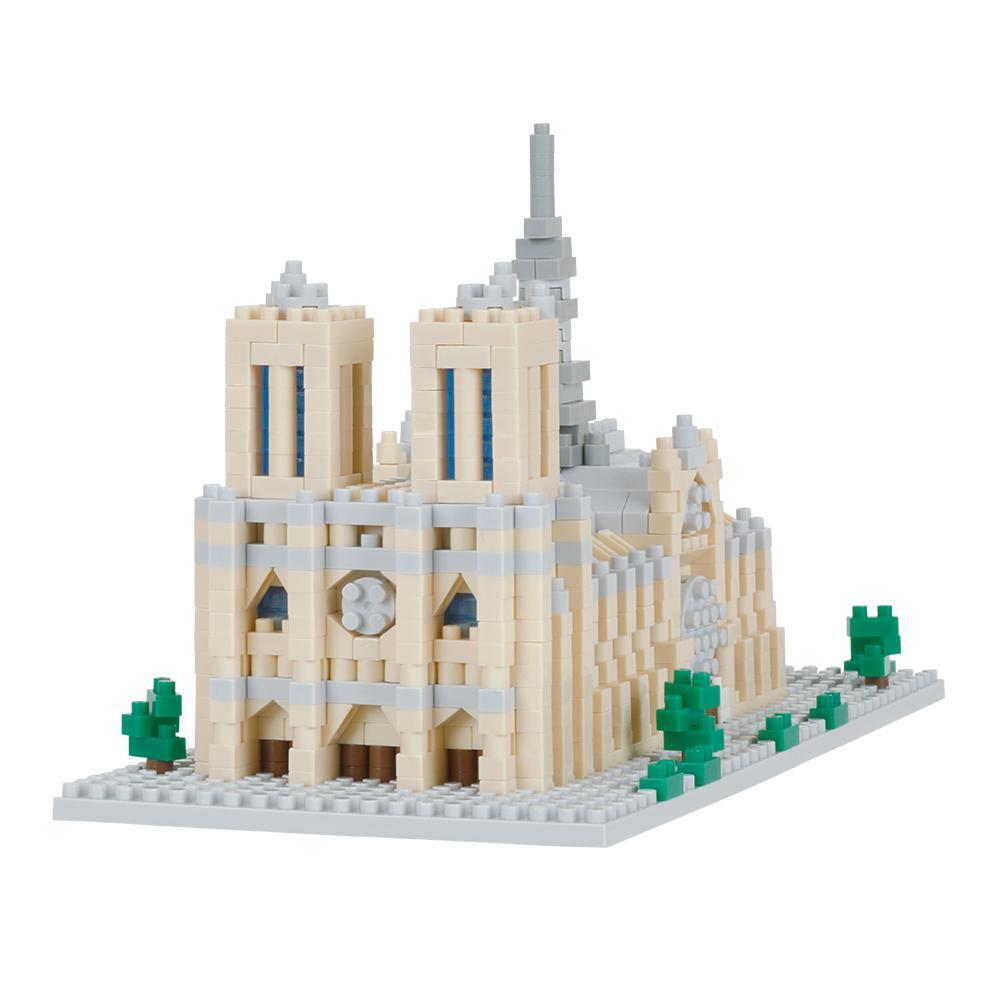 Nanoblocks - Notre Dame Cathedral - Good Games