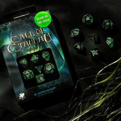 Call of Cthulu - Glow in the Dark Dice Set - Good Games