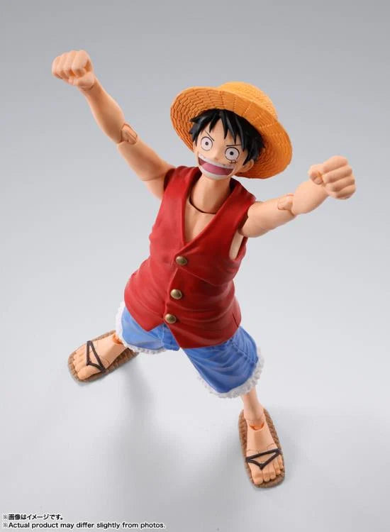 Side view of SHF Luffy Romance Dawn action figure