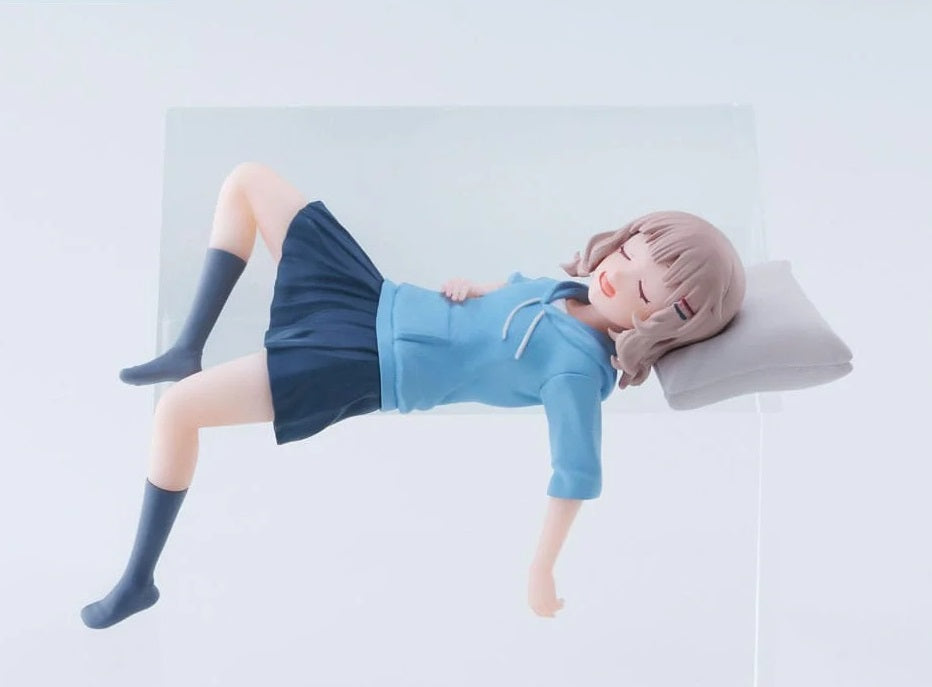 Sakurako Ohmuro figure in school uniform, sitting with one leg bent and arms behind