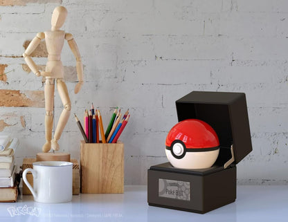 Pokemon - Poke Ball Prop Replica