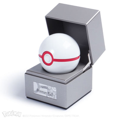 Pokemon- Premier Ball Prop Replica