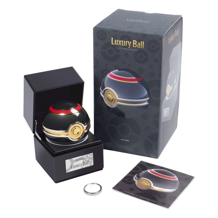 Pokemon - Luxury Ball Prop Replica