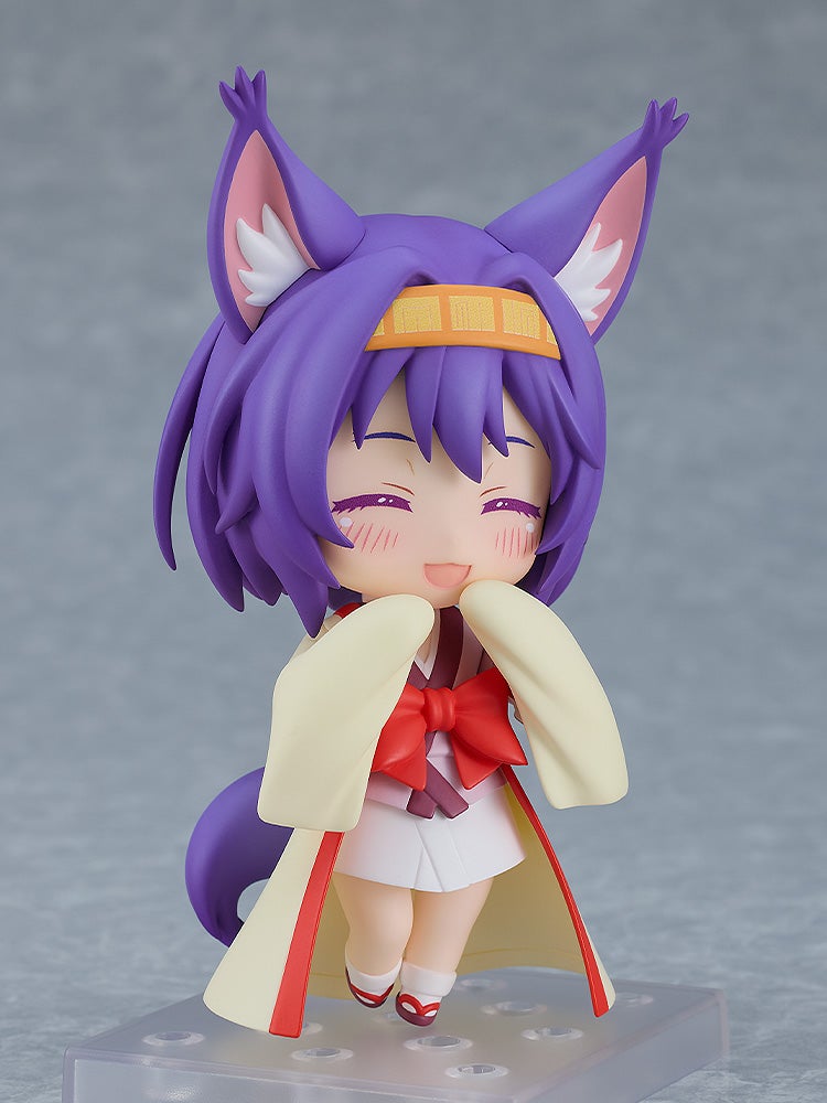 Nendoroid Holo Spice and Wolf figure in traditional clothing with cat ears and tail
