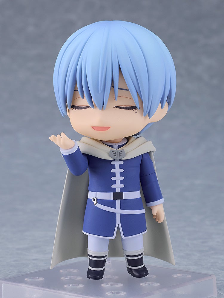 Nendoroid Himmel posed dynamically mid-action with cape flowing
