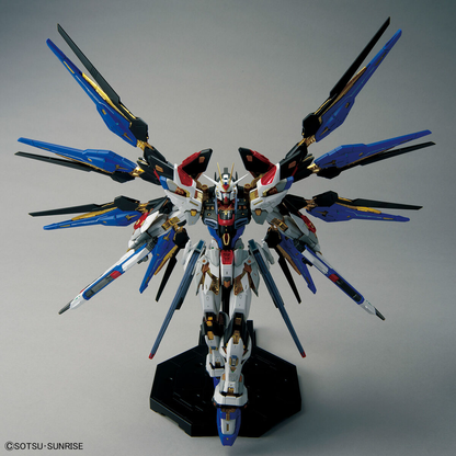 MGEX 1/100 STRIKE FREEDOM GUNDAM - Good Games