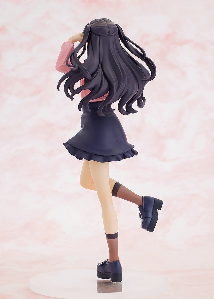 Chuu-tan figure smiling with hand wave pose
