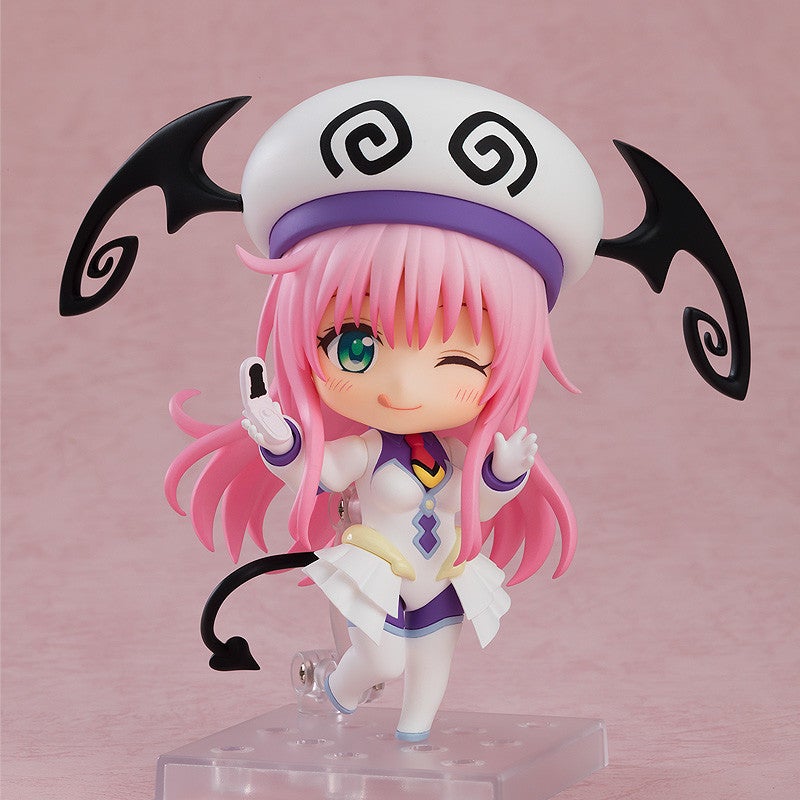 Nendoroid Lala Satalin Deviluke figure side pose with accessories