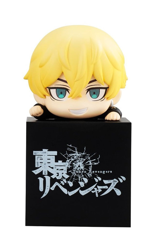 Chifuyu Matsuno Hikkake figure leaning on cube base, serious expression with blond-black hair