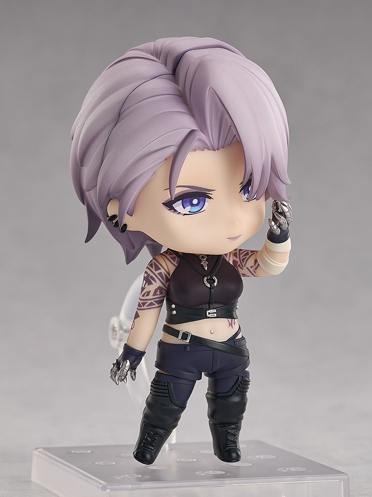 Path to Nowhere Zoya Nendoroid figure 1931 wearing black crop top and pants with cyborg arm details