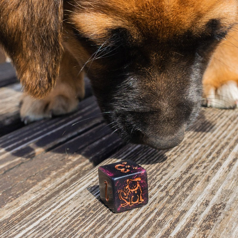 Q Workshop - Dogs Dice Set - Luna Dice Set 7 - Good Games