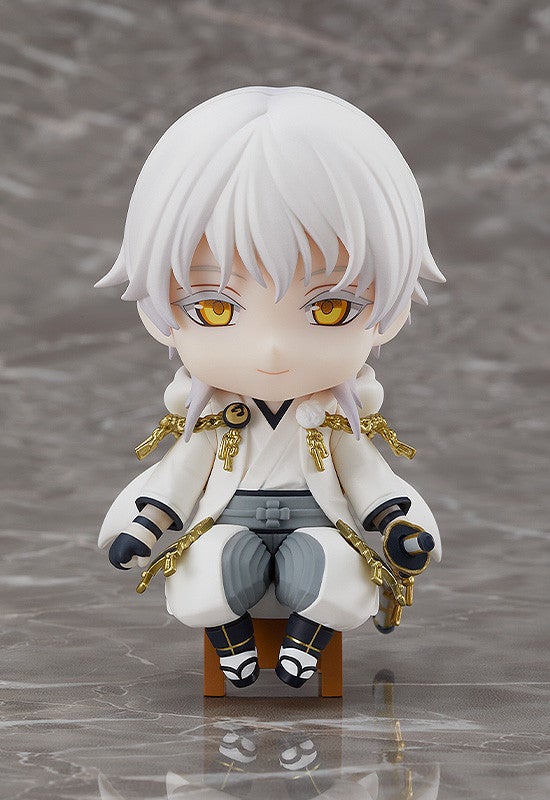 Side view of Nendoroid Swacchao! Tsurumaru Kuninaga showing detailed hair and outfit