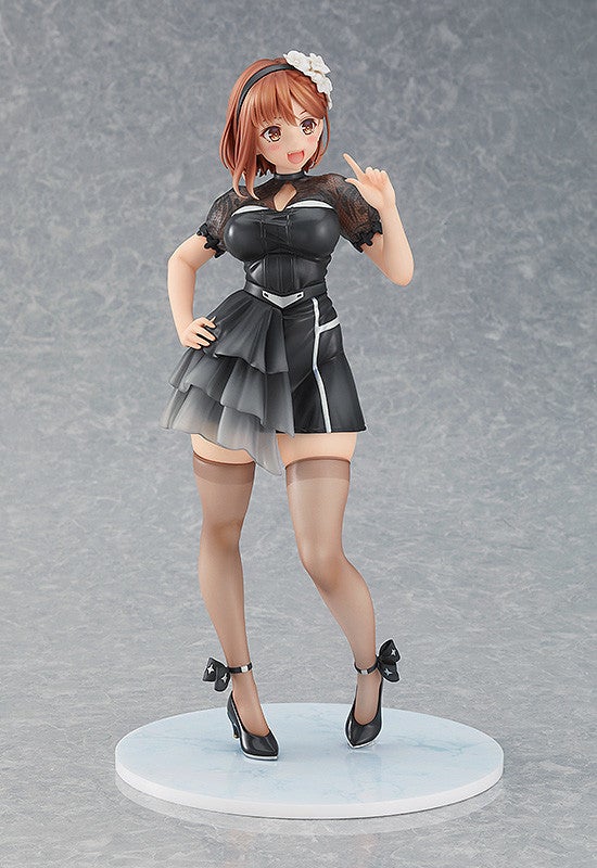 Side view of Ryza figure showing flowing dress and intricate accessories