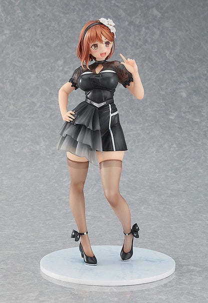 Side view of Ryza figure showing flowing dress and intricate accessories