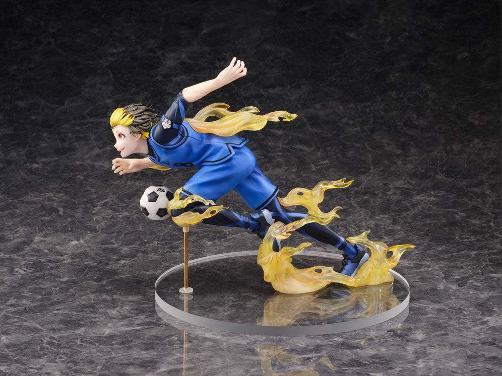 BLUE LOCK Chigiri Hyoma 18 scale statue of a boy in blue uniform with yellow flame effects running with a soccer ball