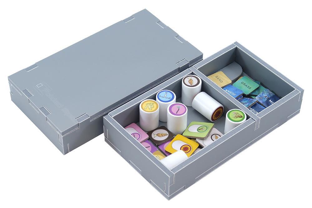 Folded Space game organizer insert designed for Dominant Species components